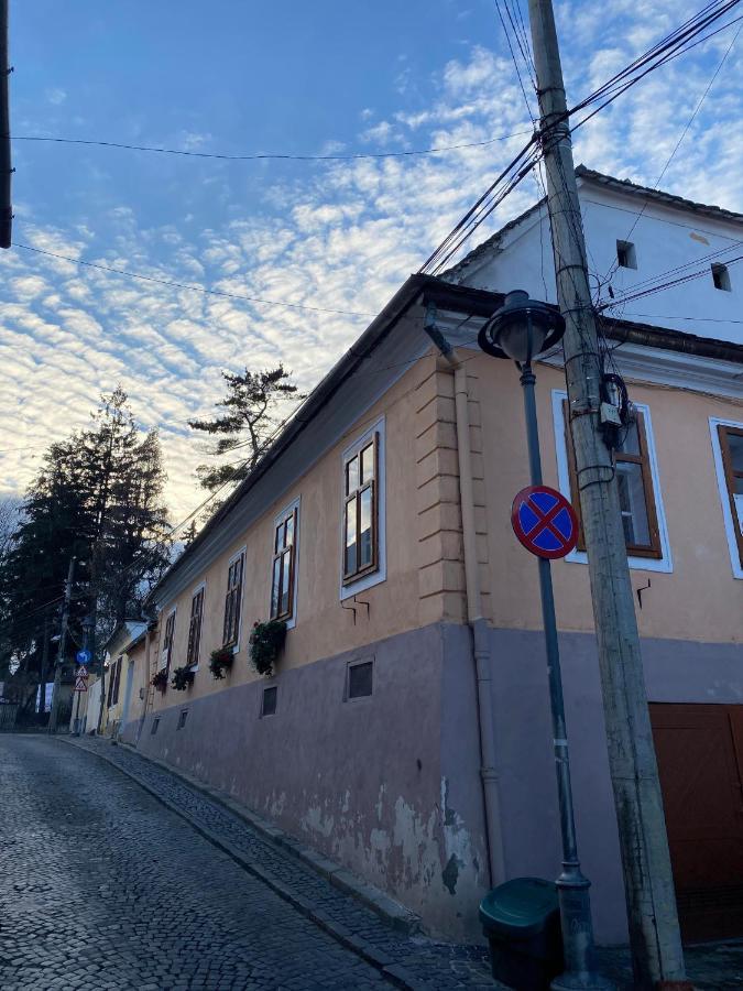 Apartament Istoric Ultracentral - With Parking Sibiu Exterior photo